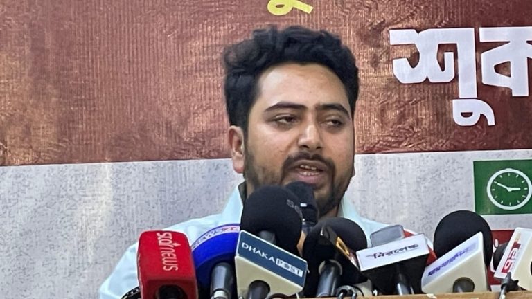 গণঅভ্যুত্থানের ফসল বিএনপি-জামায়াত সমানভাবে নিচ্ছে : নাহিদ ইসলাম nahid 20251201212822