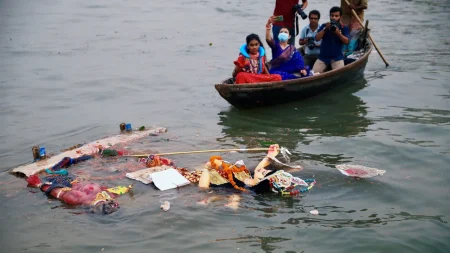 বিসর্জনের মধ্য দিয়ে শেষ হলো শারদীয় দুর্গোৎসব ss6ad8ddb95d4a74322